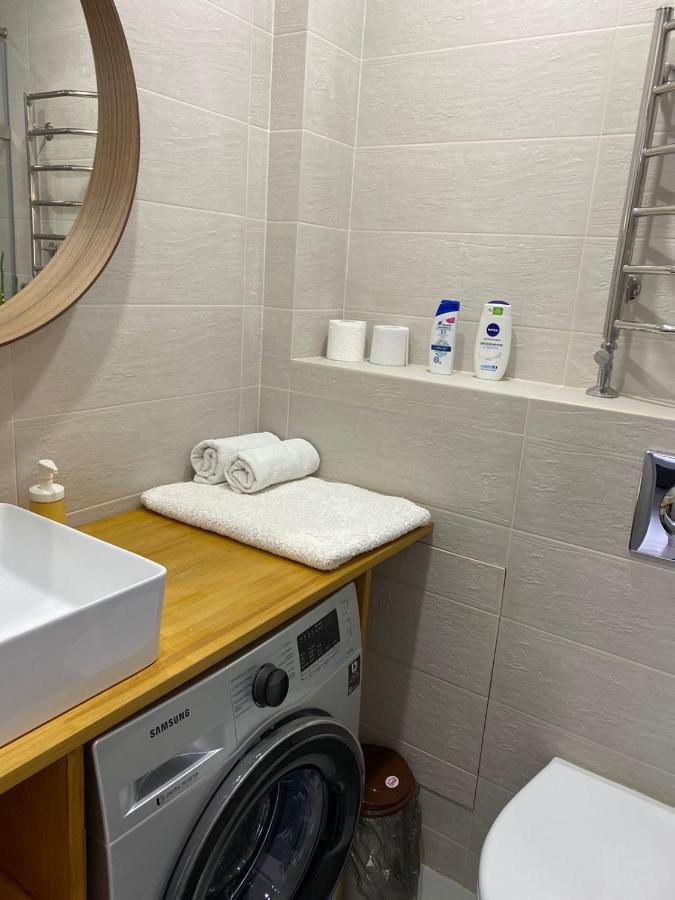 Vip Апартаменты На Жукова Uralsk Dış mekan fotoğraf